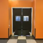 industrial-swinging-doors-energy-efficient-temperature-control